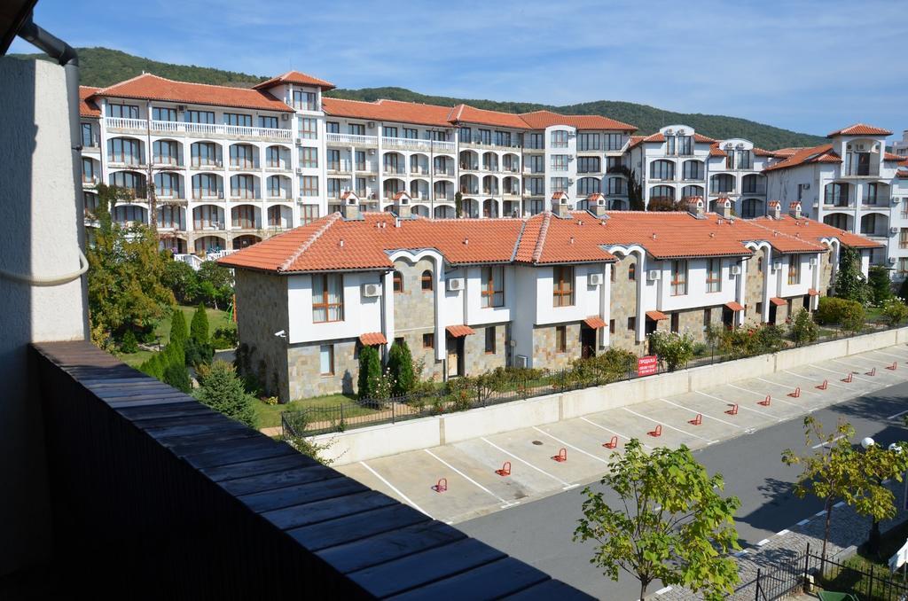 Apartments In Complex Chateau Nessebar สวิติ วลัส ภายนอก รูปภาพ
