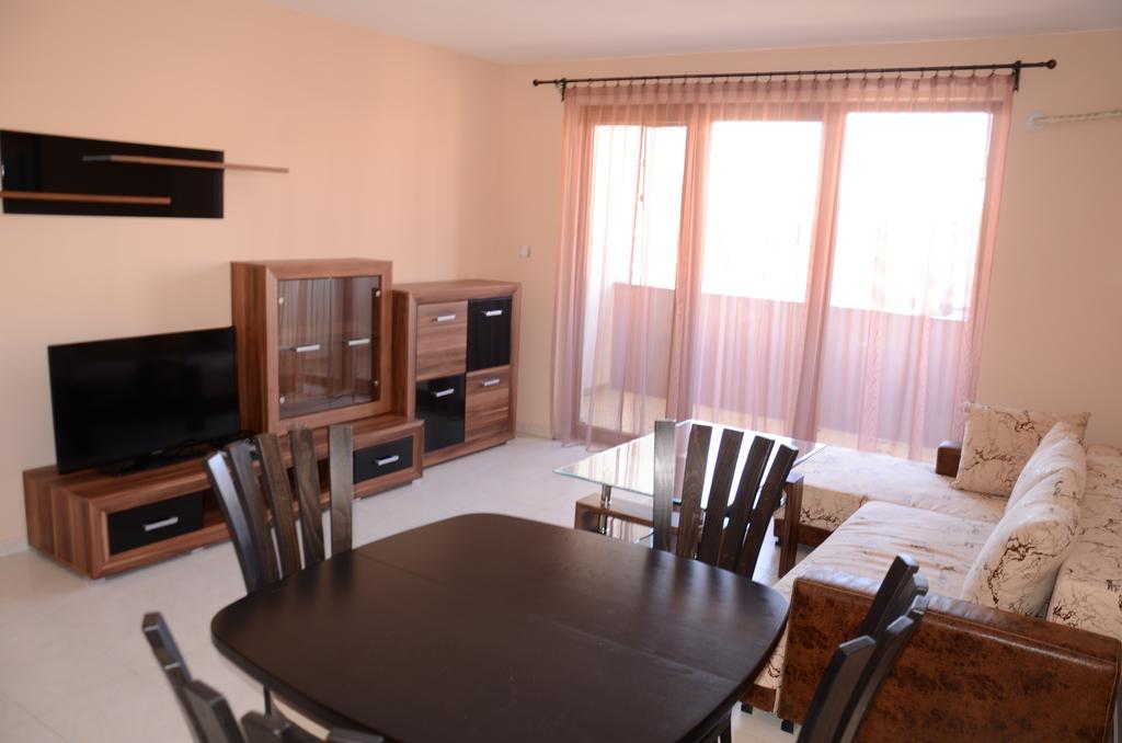 Apartments In Complex Chateau Nessebar สวิติ วลัส ภายนอก รูปภาพ
