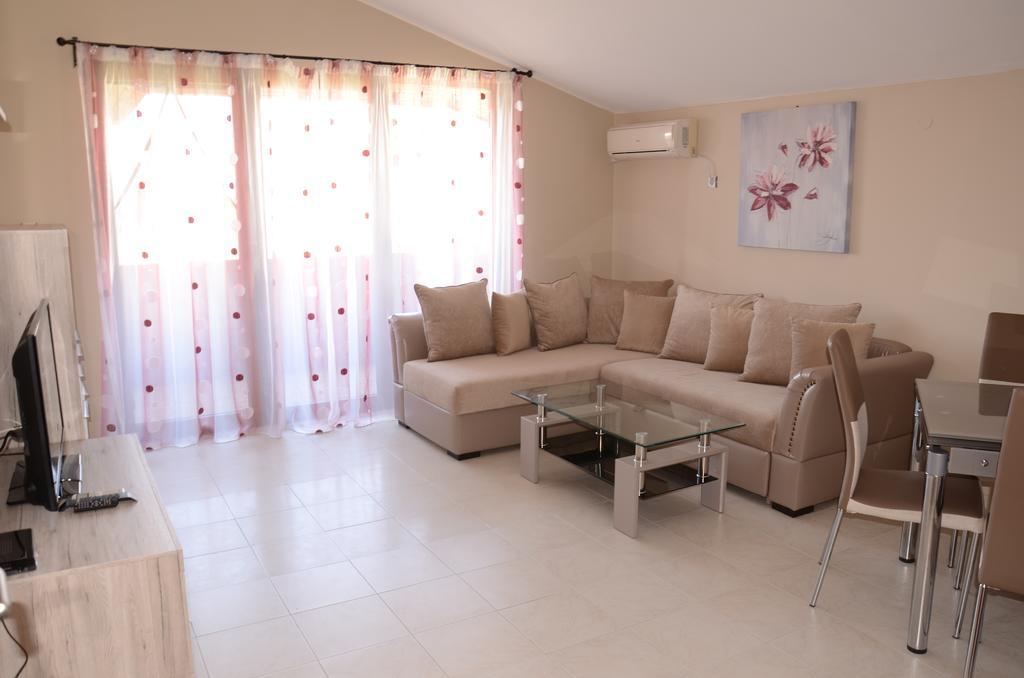 Apartments In Complex Chateau Nessebar สวิติ วลัส ภายนอก รูปภาพ