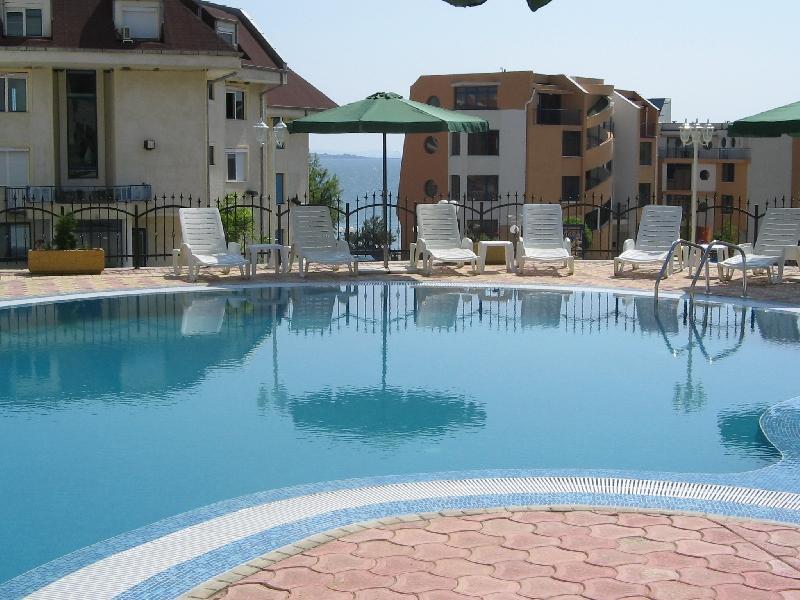Apartments In Complex Chateau Nessebar สวิติ วลัส ภายนอก รูปภาพ